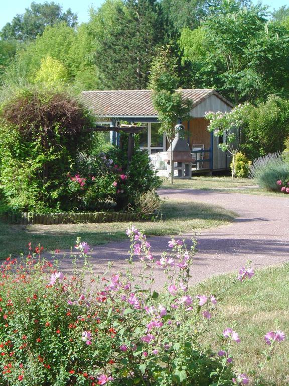 Le Clos Fleuri Hotel Médis Værelse billede